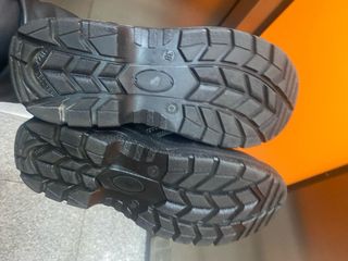 Zapatillas de trabajo negras