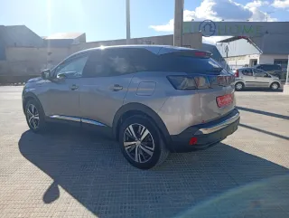 Peugeot 3008 2023