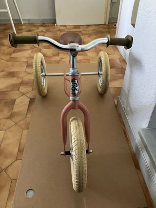 Triciclo - Bicicleta Veloretti infantil como nueva