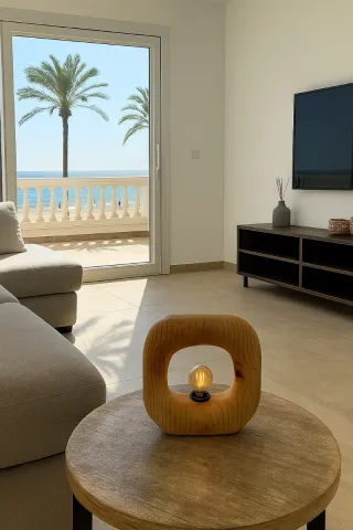 Lámpara madera artesanal única