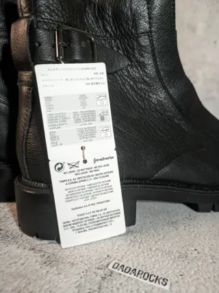 Stivaletti in vera pelle con zip