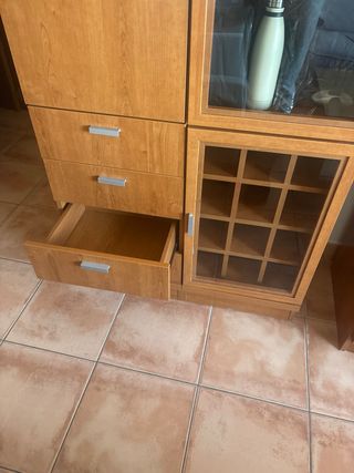 Mueble Cajones y Vinoteca Madera