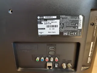 TV LG 32 Pantalla Rota