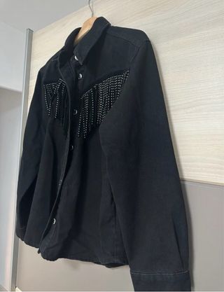 Sobrecamisa Zara flecos oversize Talla S