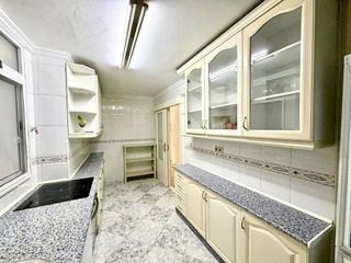 Piso en alquiler en Parque Ayala - Jardín de la Abadía - Huelín en Málaga