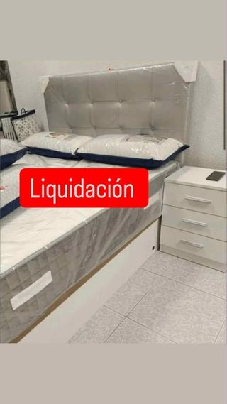 Canapé y colchón nuevos