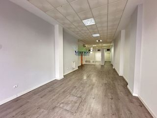 Local comercial en alquiler en Centro - Doña Mercedes en Dos Hermanas