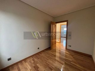 Piso en alquiler en Centro en Logroño