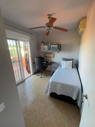 Chalet en venta en La Banda - Campo de Fútbol en Chiclana de la Frontera