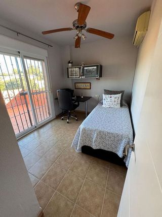 Chalet en venta en La Banda - Campo de Fútbol en Chiclana de la Frontera