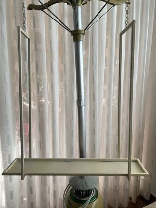 Estantería colgante diseño moderno