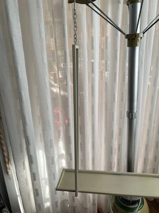 Estantería colgante diseño moderno