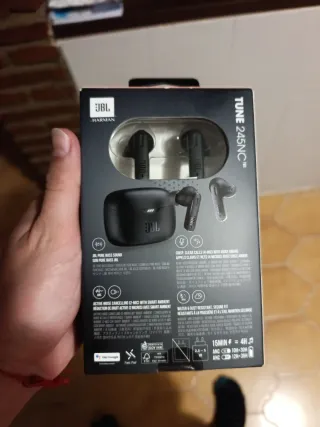 Auriculares Inalámbricos JBL Tune 245NC TWS