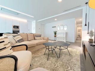 Piso en alquiler en Ensanche - Diputación en Alicante