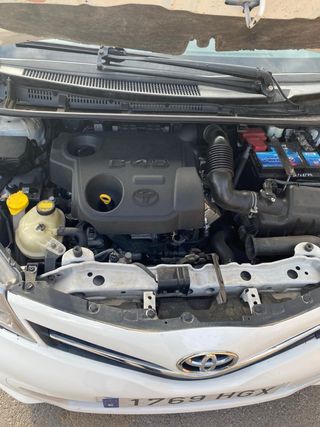 Toyota Yaris 2011