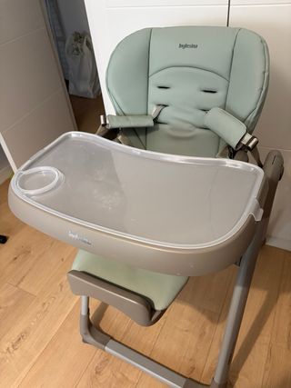 Trona Inglesina bebé verde como nueva