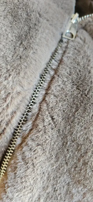 Abrigo pelo mujer marrón