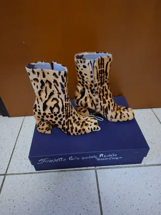 Stivaletto maculato tacco largo