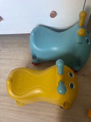 2 Correpasillos apilables como nuevos