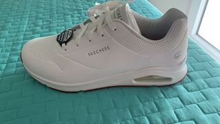 Scarpe Skechers UNO Slip-Resistant Bianche
