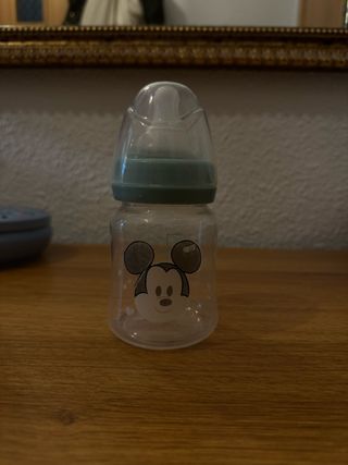 Biberones Suavinex varios tamaños y otras marcas