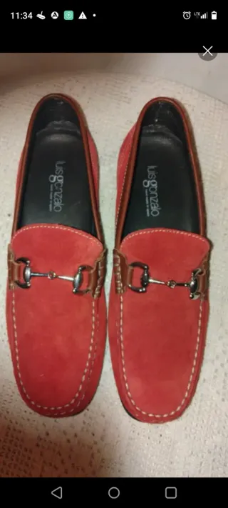 Zapatos Luis Gonzalo Suede Rojo Hebilla