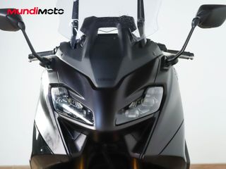 YAMAHA T-MAX 560 TECH MAX