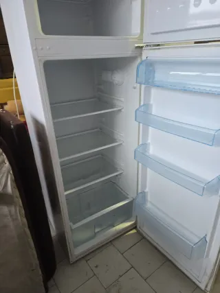 Nevera Beko Blanca