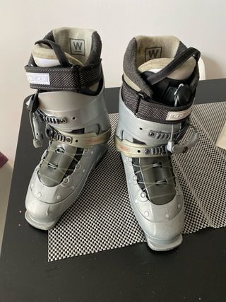 Botas de esquí Salomon plateadas neg