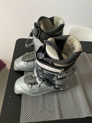 Botas de esquí Salomon plateadas neg