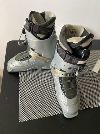 Botas de esquí Salomon plateadas neg