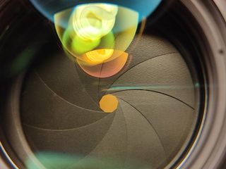 Objetivo Nikon AF Nikkor 85mm f/1.8 D + Filtro UV