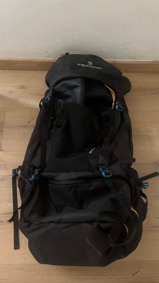 Zaino Trekking Ferrino Nero e Blu