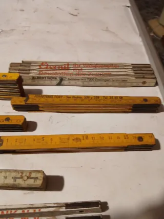 7 metros de madera plegables con publicidad