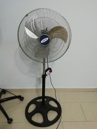 Ventilador de pie