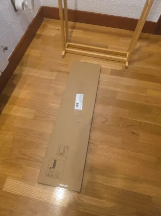 Soporte toallas madera IKEA