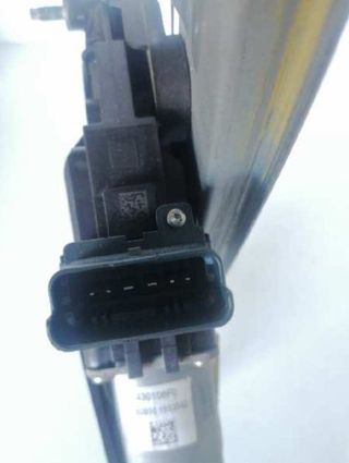 Elevalunas tras izq 402804f renault scenic 221945