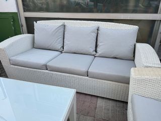 Conjunto Sofás Terraza con Mesa