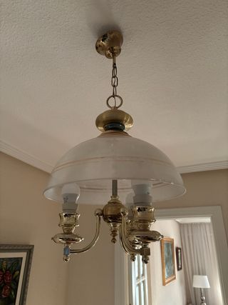 Lámpara de techo cristal y metal dorado