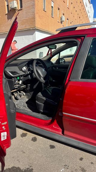 Peugeot 207sw outdoor  2009