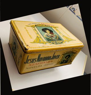 Caja Metálica Carmencita Azafrán Jesús Navarro
