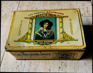 Caja Metálica Carmencita Azafrán Jesús Navarro