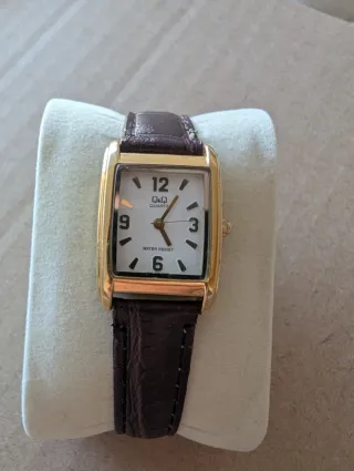 Reloj Q&Q by Citizen