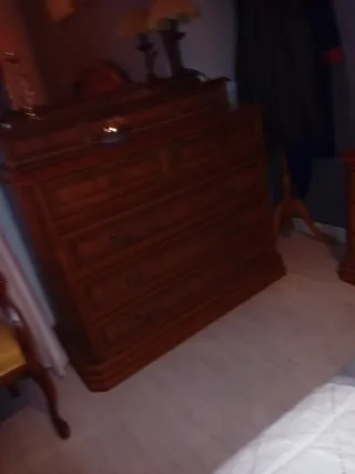 Dormitorio completo madera oscura