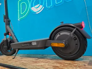 Patinete Xiaomi Electric Scooter 5 DGT