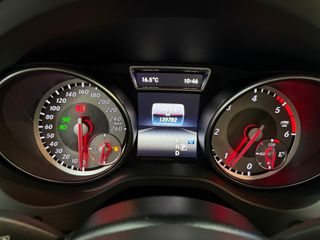 Mercedes-Benz GLA 2016