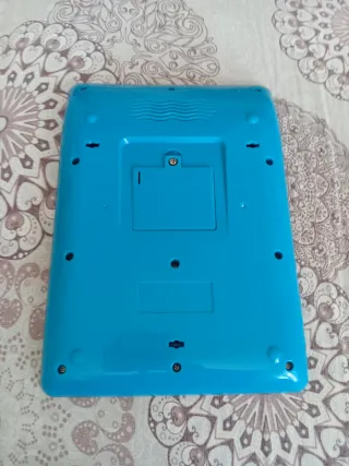 Tablet Pocoyó azul y blanca