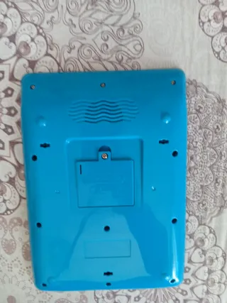 Tablet Pocoyó azul y blanca