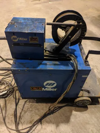 Máquina Soldar Hilo Miller Sigma 725