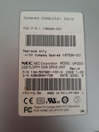 Usb floppy disk drive